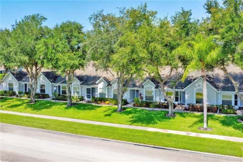 Photo of 10188 Regent CIR #2802, NAPLES, FL 34109 (MLS # 226024735)