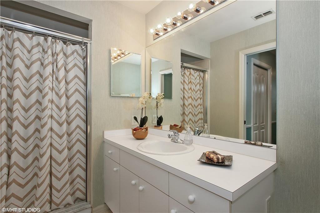 HERITAGE COVE - Residential