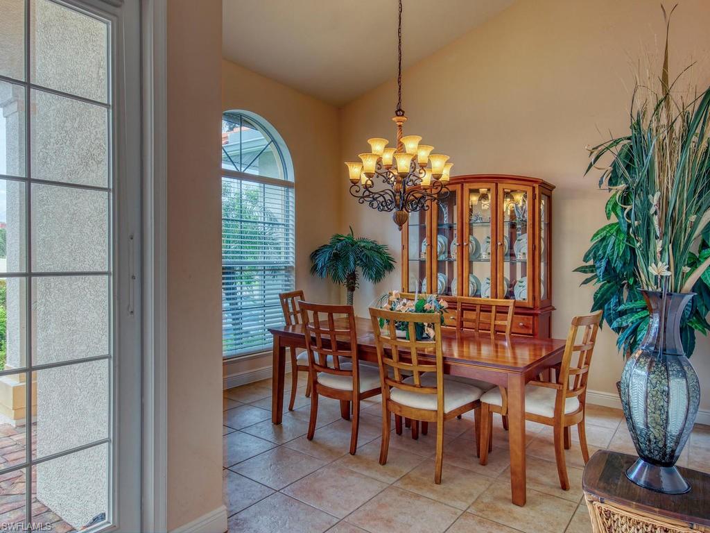 MARCO BEACH - Residential