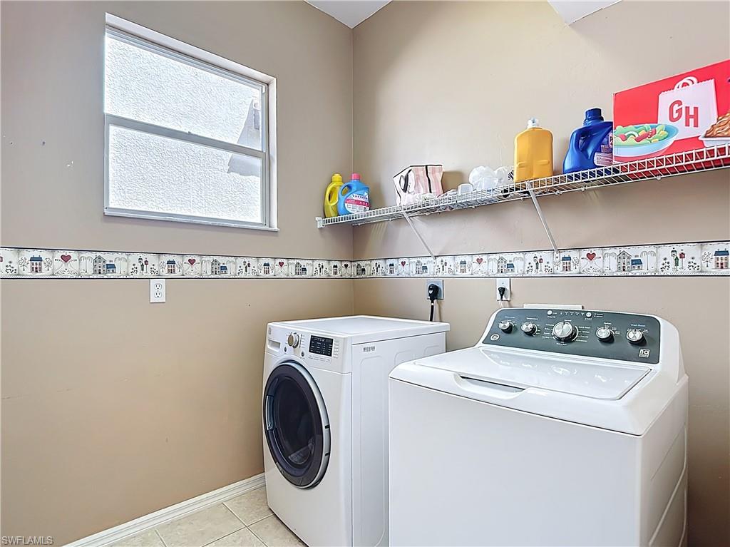 STONEYBROOK - Residential