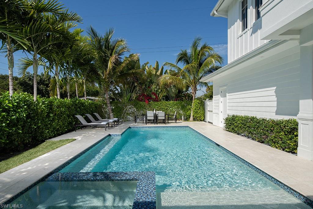 OLDE NAPLES - Residential