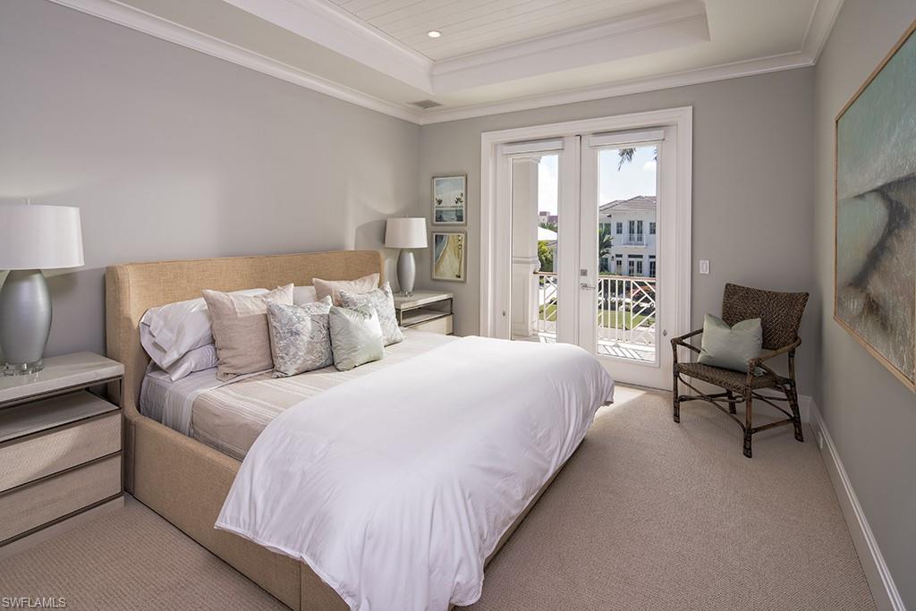 OLDE NAPLES - Residential