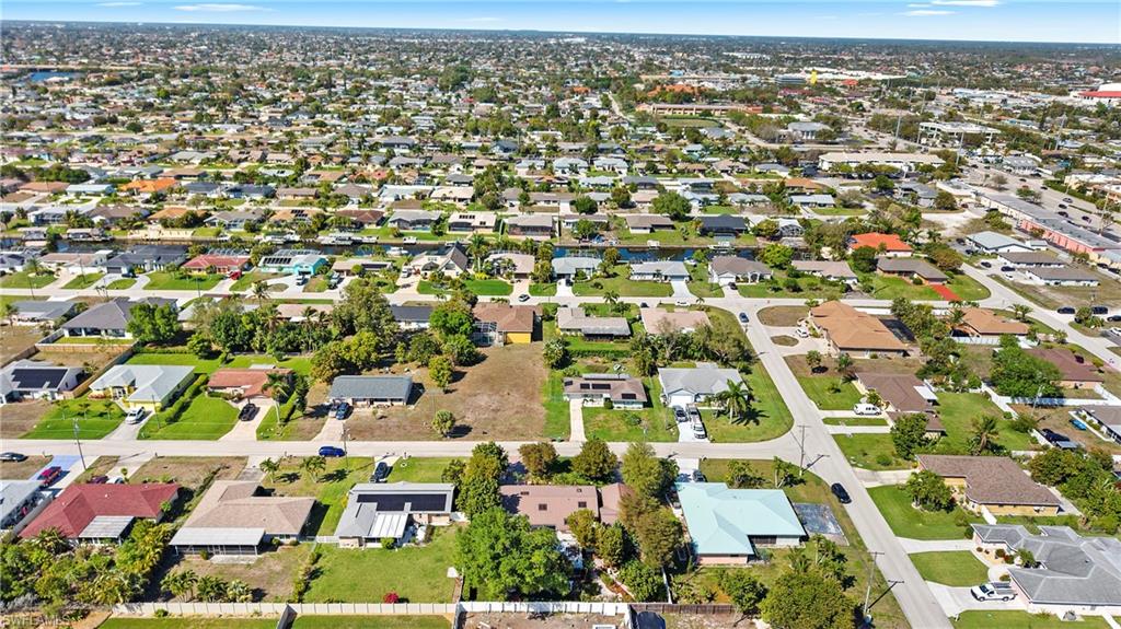 CAPE CORAL - Residential