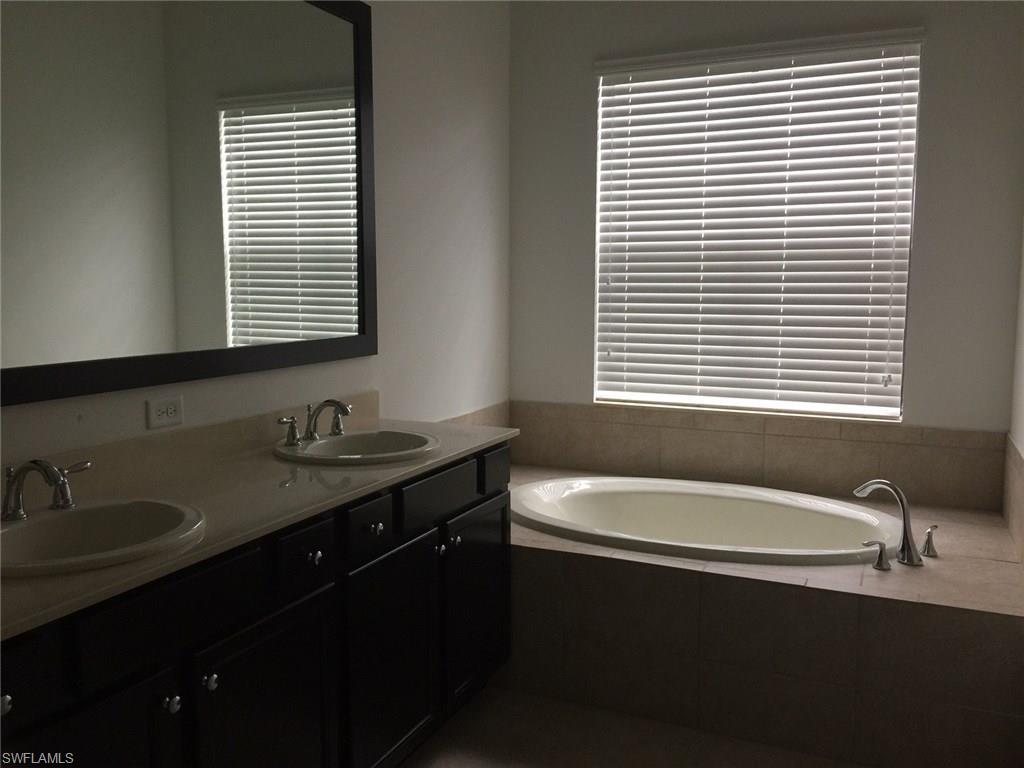 MAPLE RIDGE - Residential