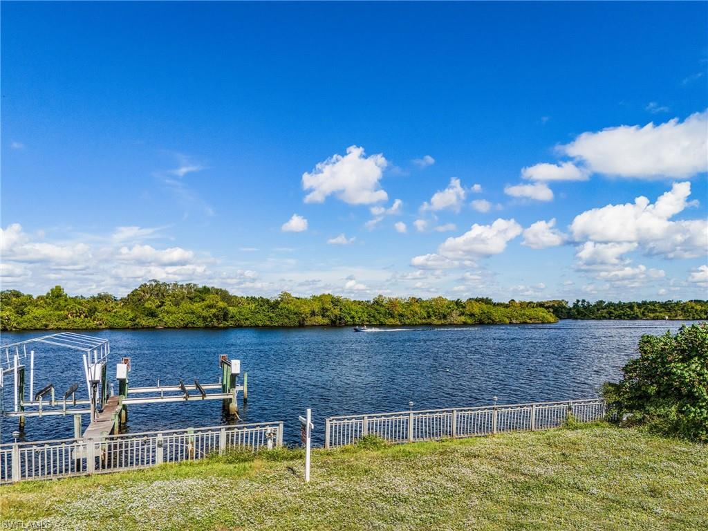 FORT MYERS SHORES - Land