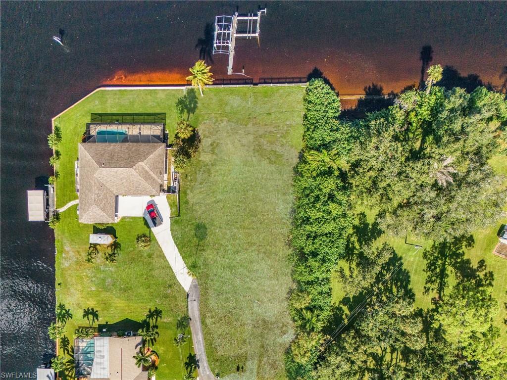 FORT MYERS SHORES - Land