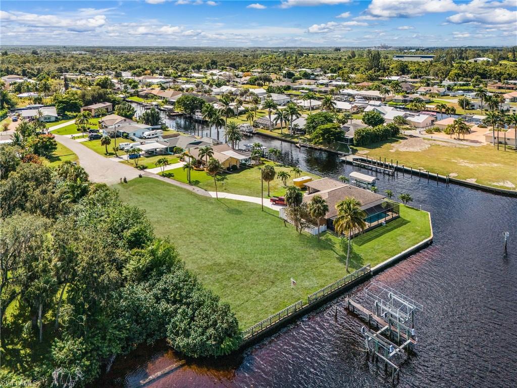 FORT MYERS SHORES - Land