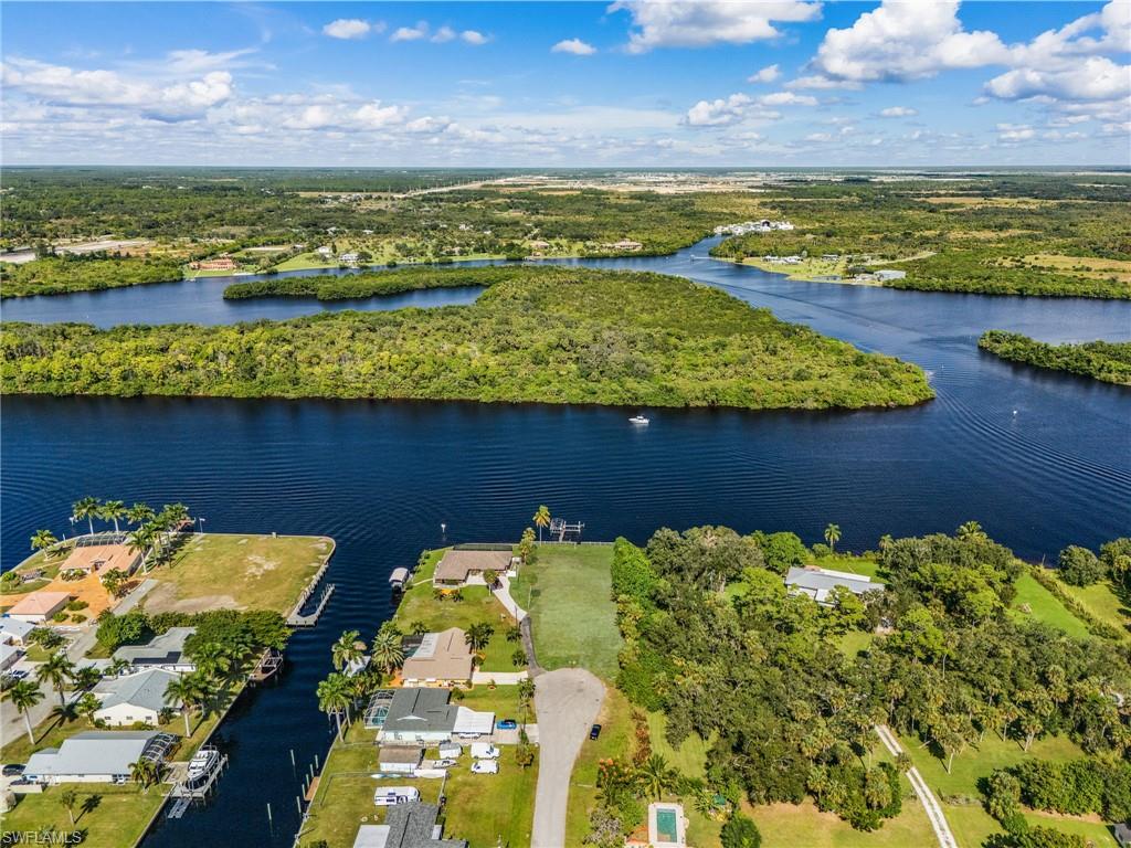 FORT MYERS SHORES - Land