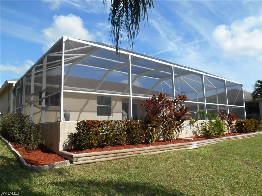 CAPE CORAL - Residential