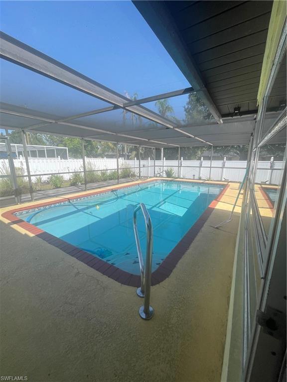 FORT MYERS SHORES - Residential