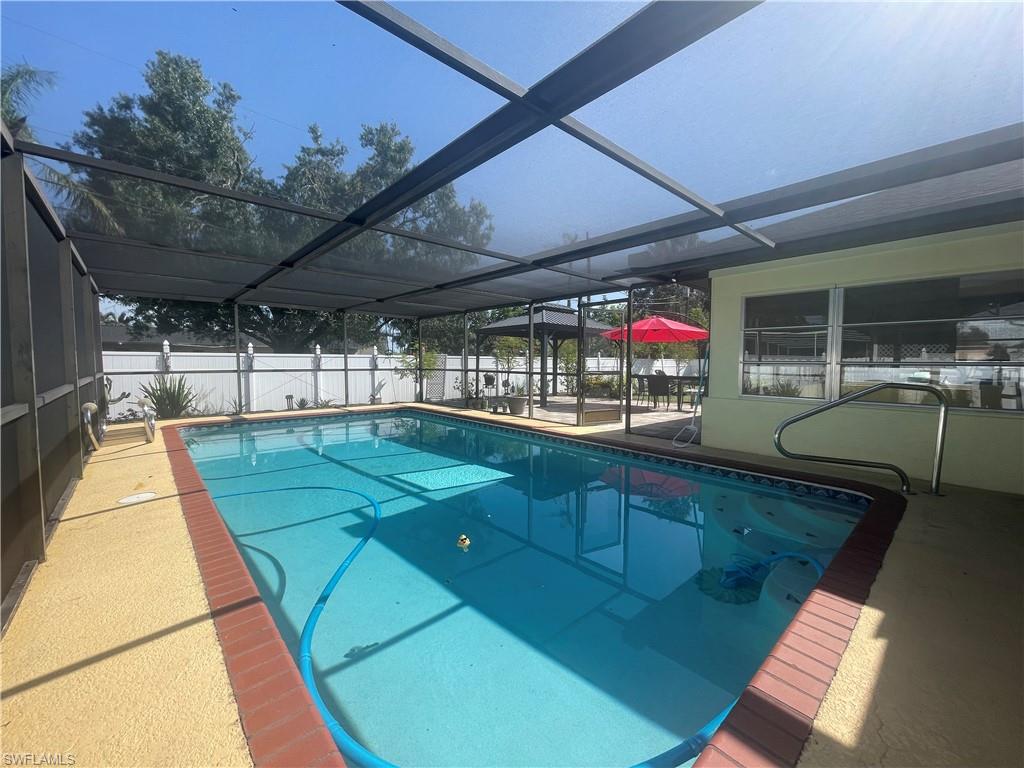 FORT MYERS SHORES - Residential