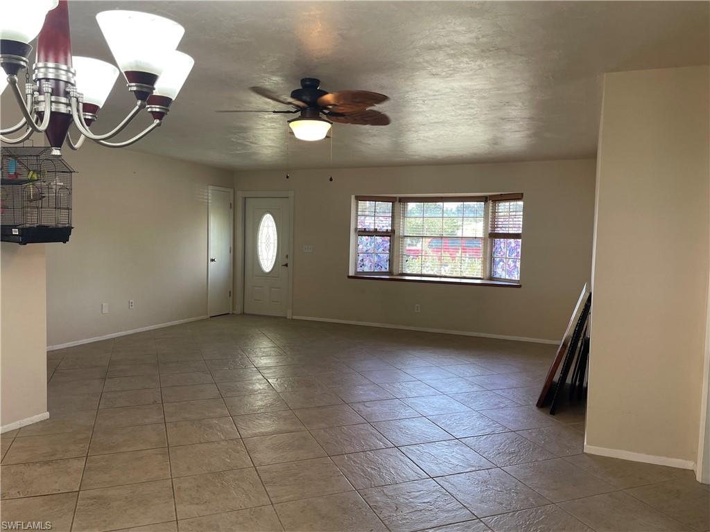 FORT MYERS SHORES - Residential
