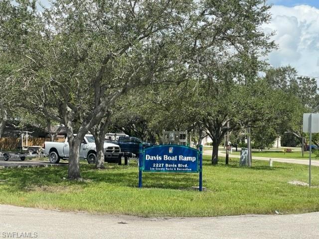 FORT MYERS SHORES - Residential