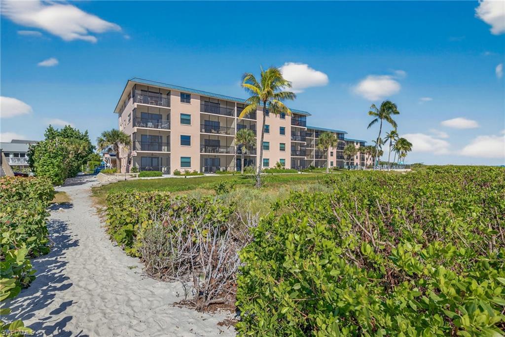 OCEANS REACH CONDO - Residential