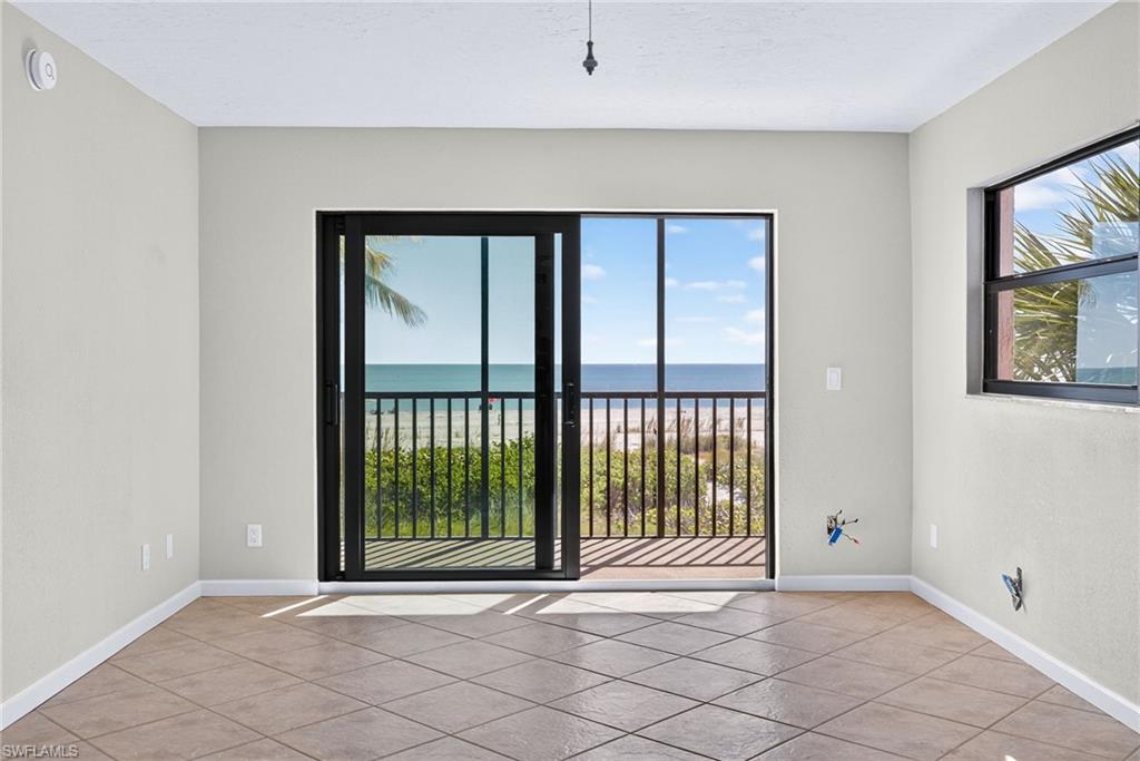 OCEANS REACH CONDO - Residential