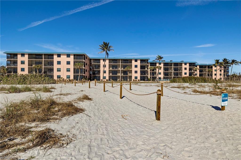 OCEANS REACH CONDO - Residential