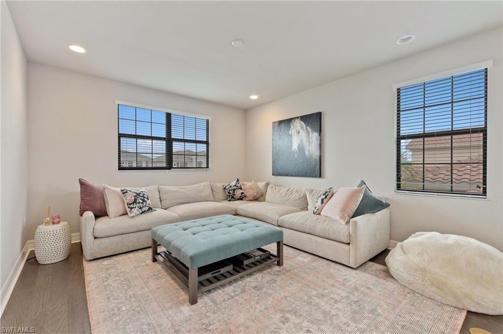 STONECREEK - Residential