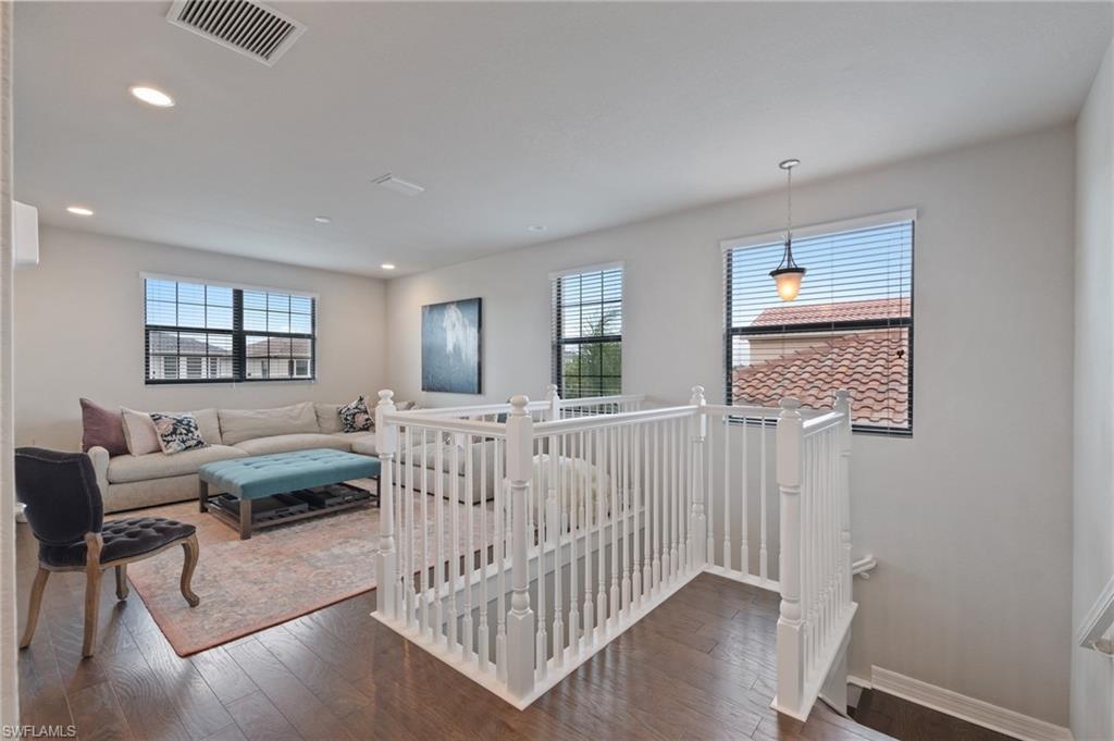 STONECREEK - Residential