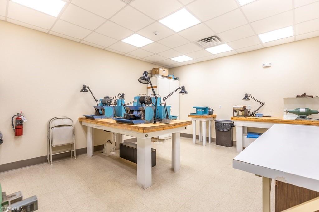 SEVEN LAKES - Residential