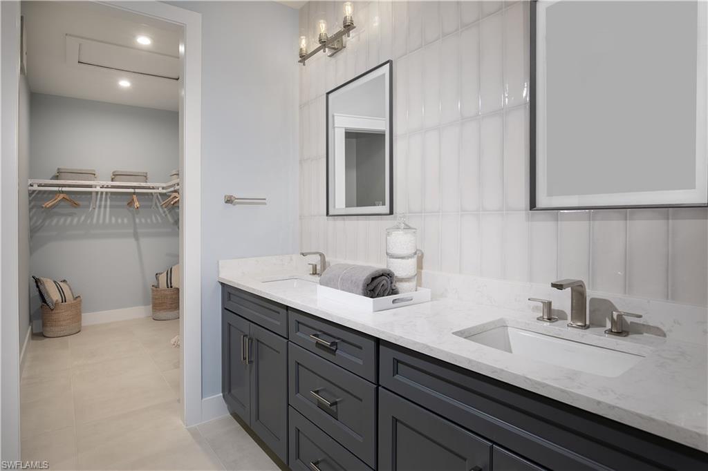 REGENCY - Residential