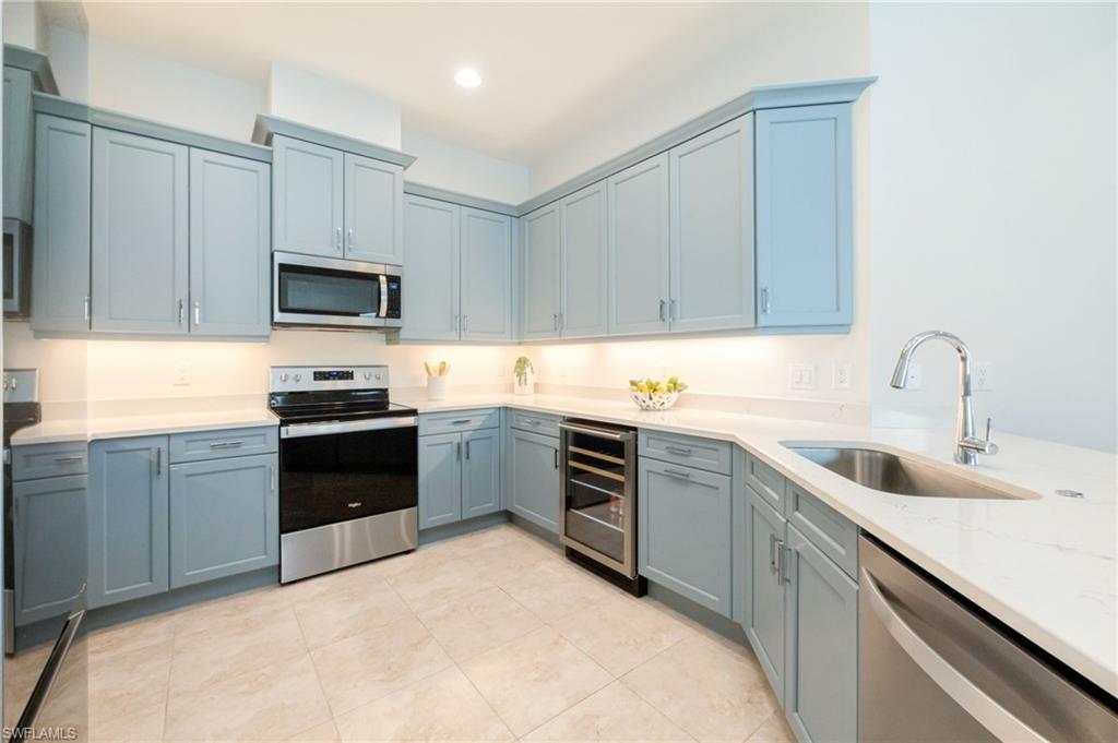 ISLES OF COLLIER PRESERVE - Residential