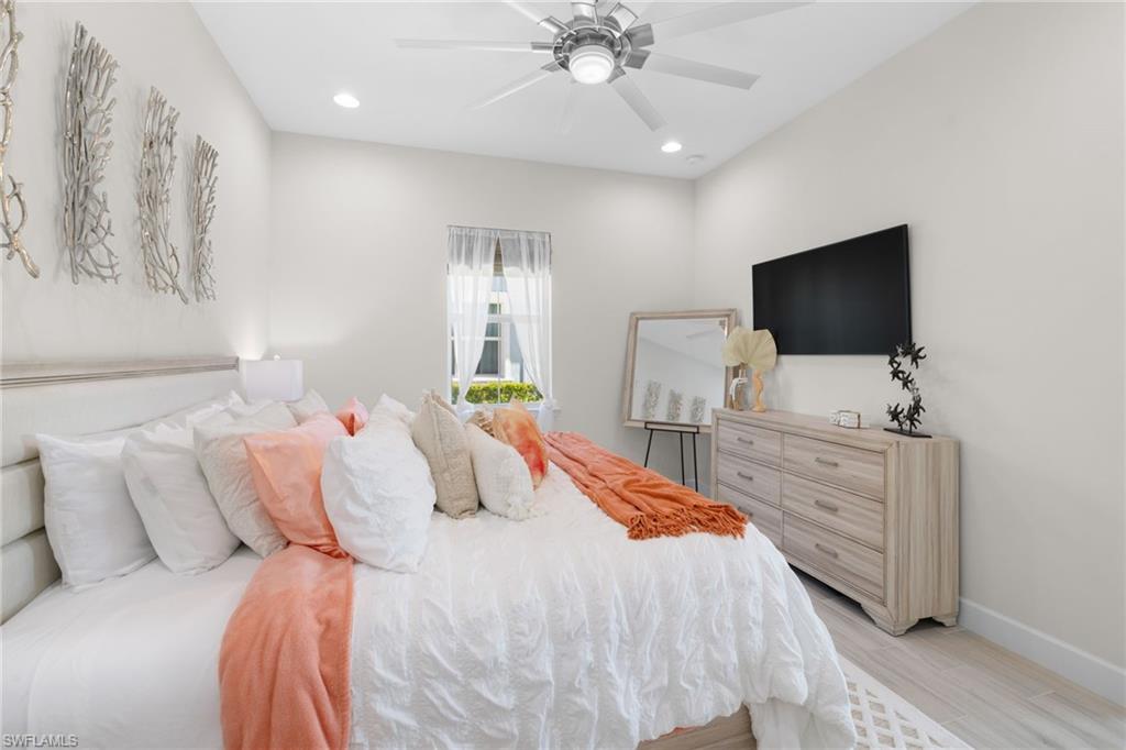 ISLES OF COLLIER PRESERVE - Residential