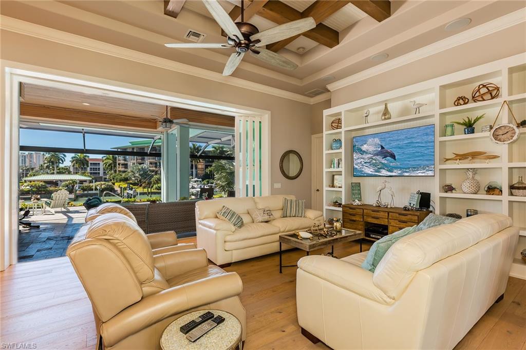 MARCO BEACH - Residential