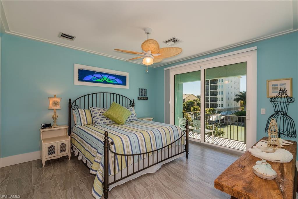 MARCO BEACH - Residential