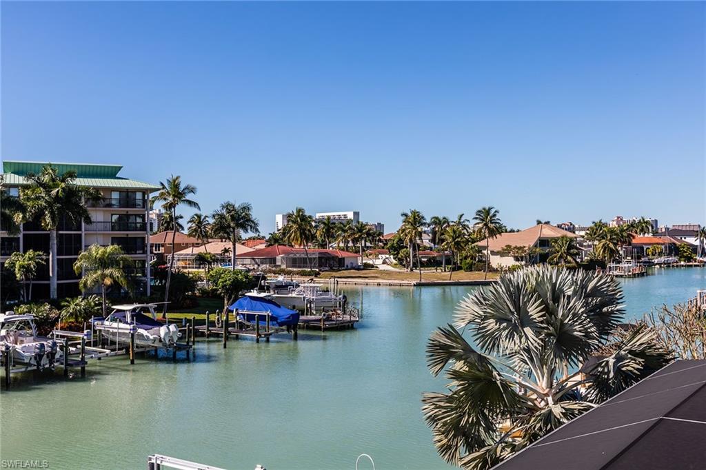 MARCO BEACH - Residential