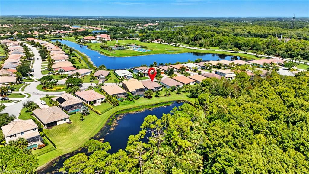 HAMPTON LAKES - Residential