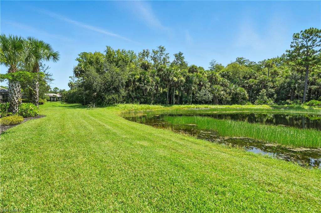 HAMPTON LAKES - Residential