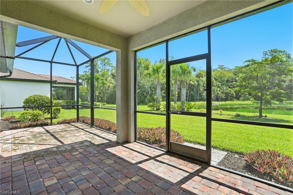 HAMPTON LAKES - Residential