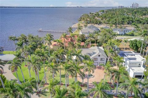 1205 Caloosa DR FORT MYERS FL 33901