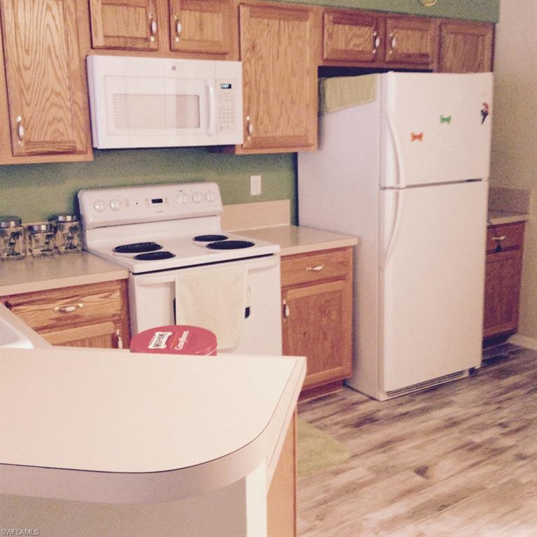 COBBLESTONE ON THE LAKE - Residential