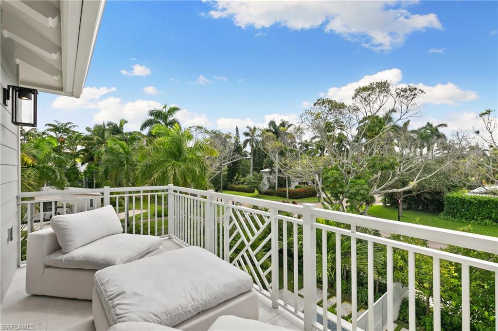 LAKE PARK - Residential