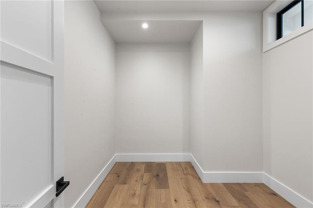 LAKE PARK - Residential