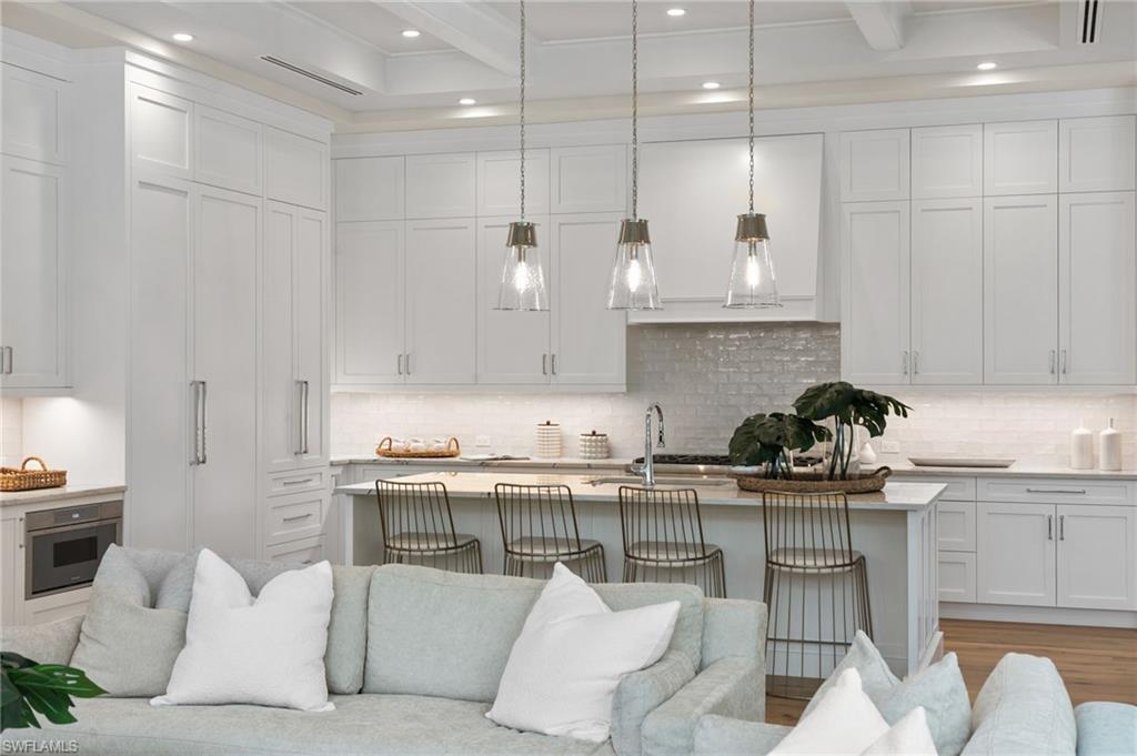 LAKE PARK - Residential