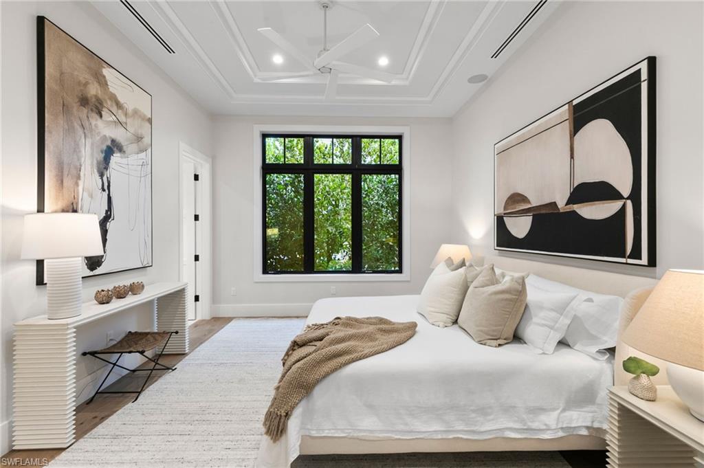 LAKE PARK - Residential