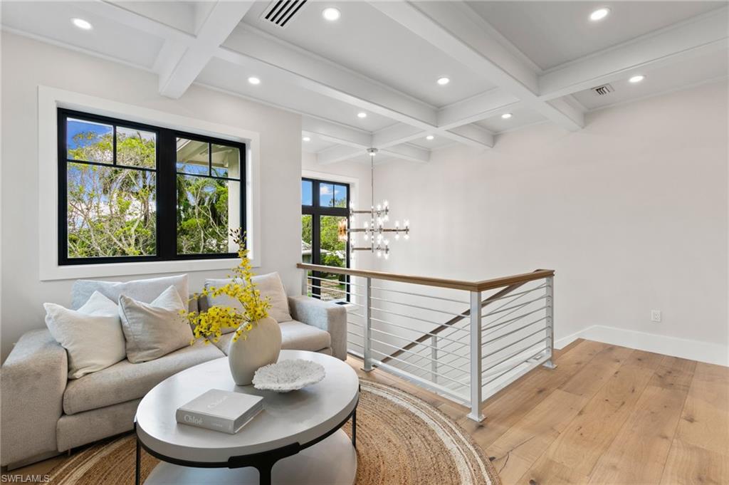 LAKE PARK - Residential