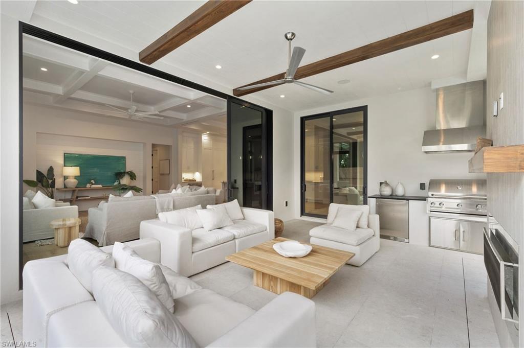 LAKE PARK - Residential