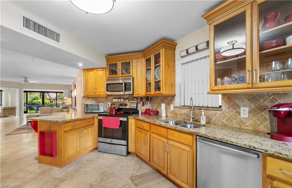 LUGANO - Residential Lease