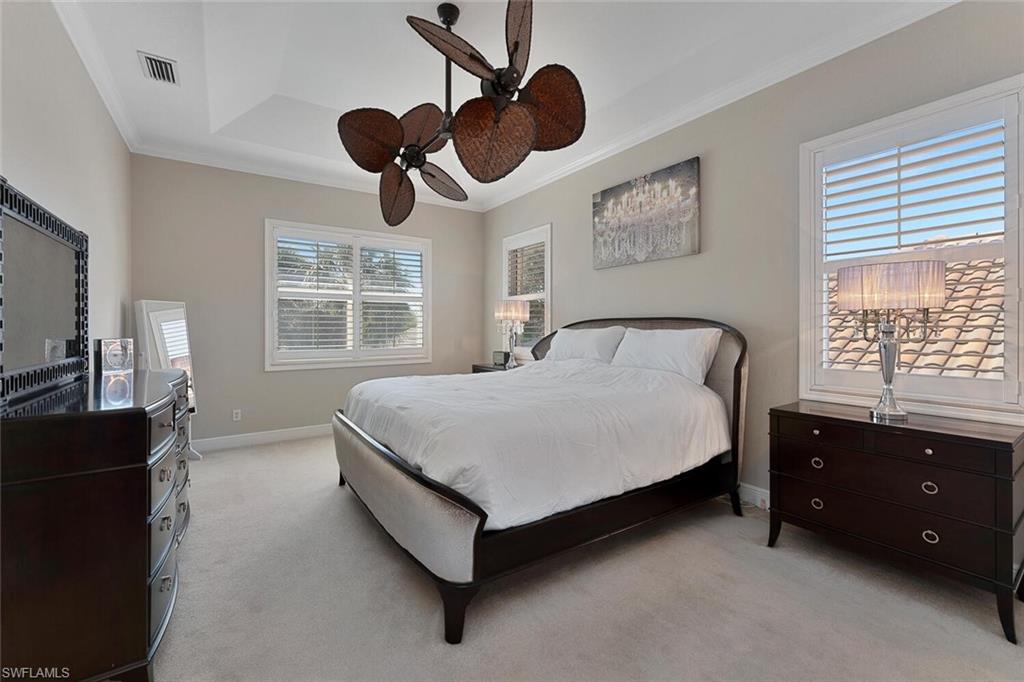 5769 Mango CIR