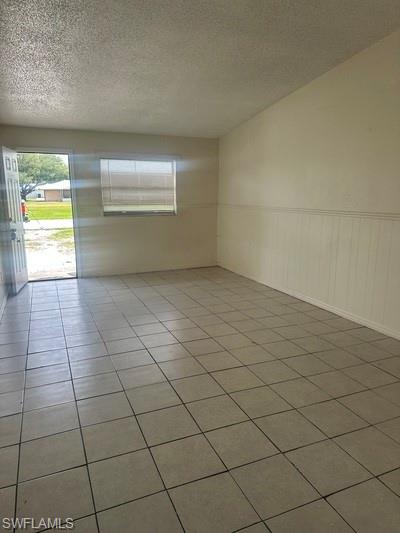 MOORE HAVEN - Residential Lease