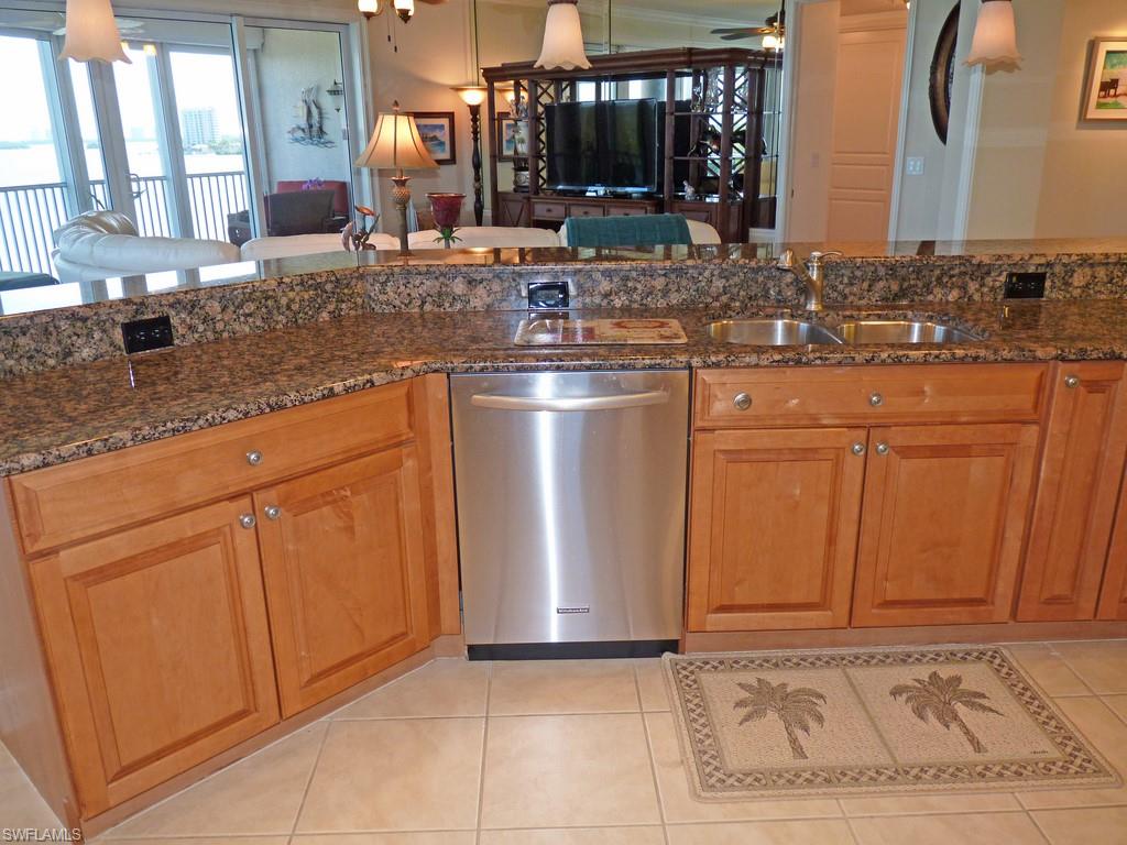 WATERSIDE AT BAY BEACH - Residential