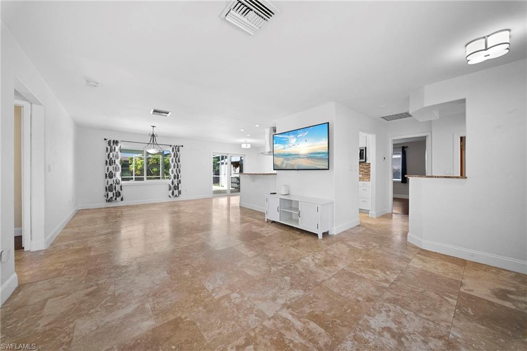 7454 Sea Island RD