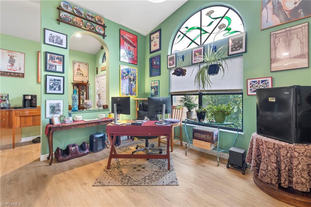 ISLAND PARK VILLAGE - Residential