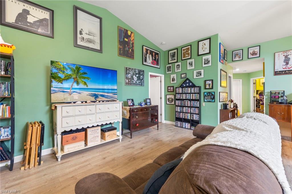 ISLAND PARK VILLAGE - Residential