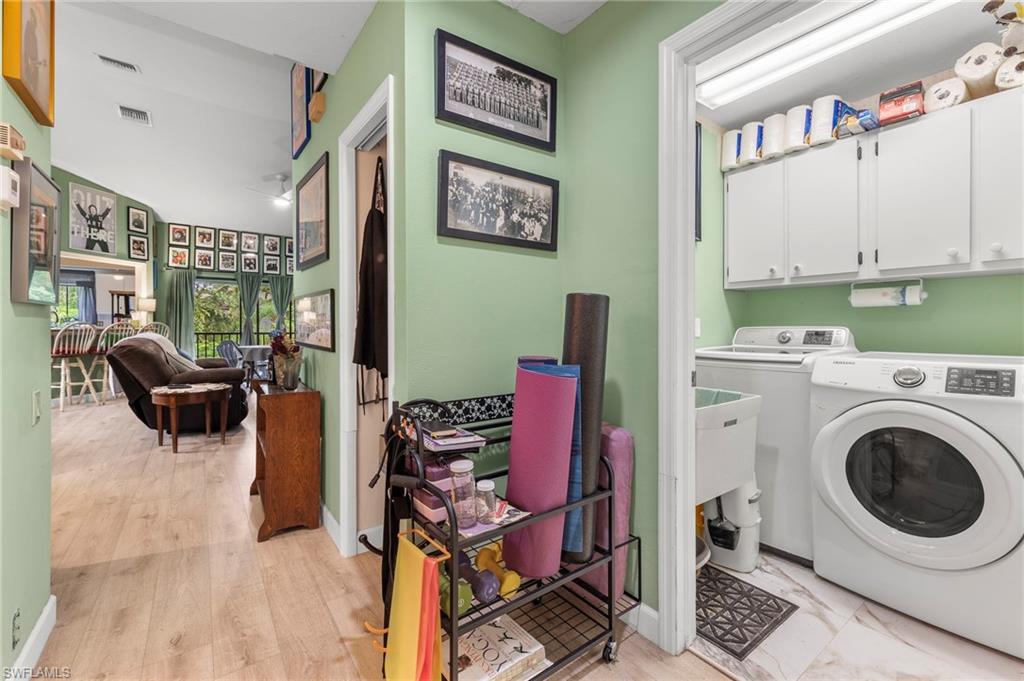 ISLAND PARK VILLAGE - Residential