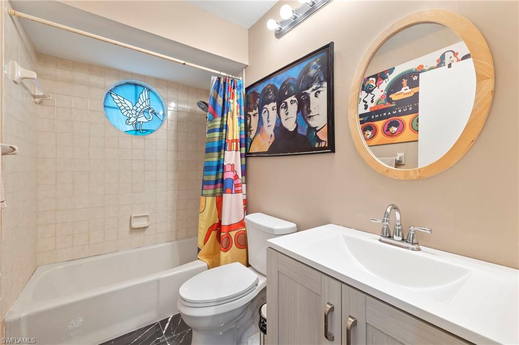 ISLAND PARK VILLAGE - Residential