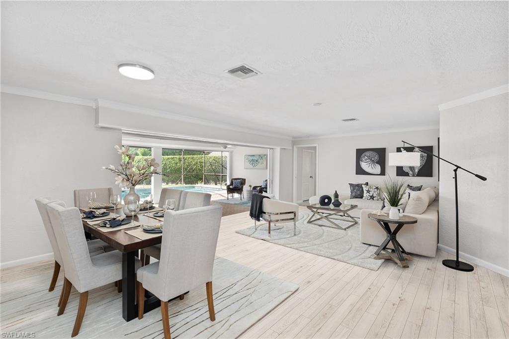 MOORINGS - Residential